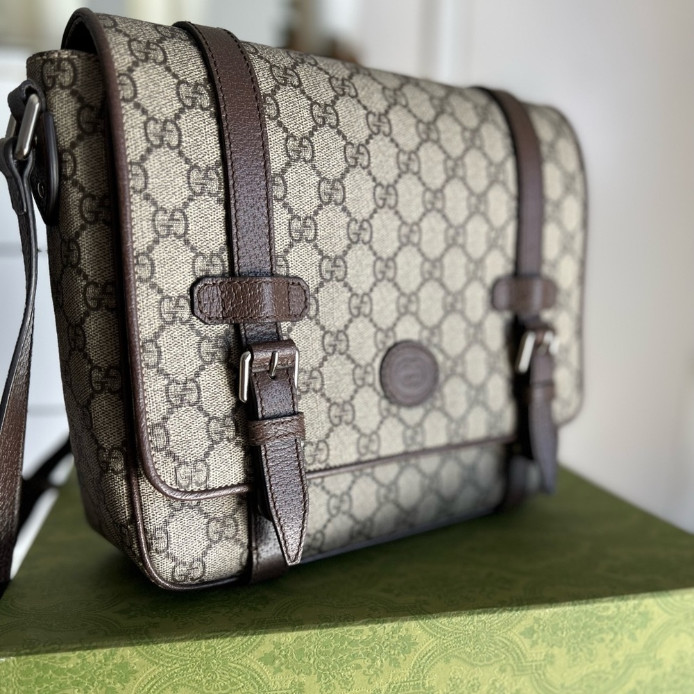 Gucci GG Messenger Bag. Practically new. - Picture 3 of 8